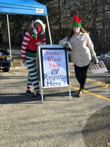 Wendy and her daughter dressed as elves